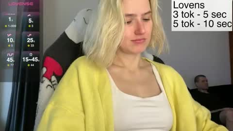 Snapshot of sexy_sweets chatting on 12-02-25, 11:59 Sexy-Sweets online show from 12-02-25, 11:59