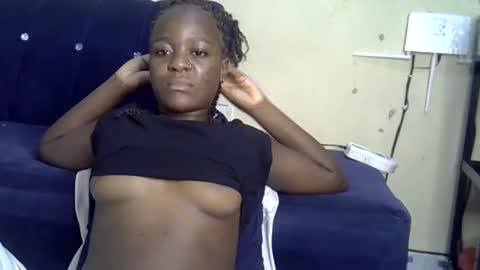 sexy_tits66 online show from 03-12-26, 11:05