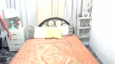 sexy_yllona online show from 04-10-26, 10:09