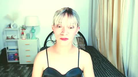 Snapshot of sexy_yllona chatting on 06-03-26, 09:12 sexy_yllona online show from 06-03-26, 09:12