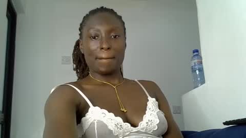 Snapshot of sexy_zola chatting on 07-28-26, 08:52 Im Zola online show from 07-28-26, 08:52