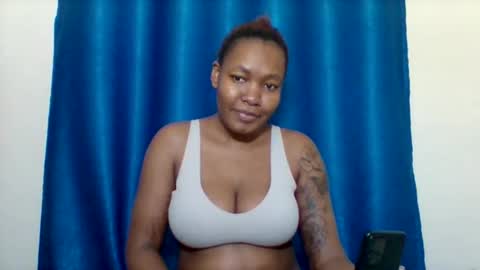 sexyapple2002 online show from 06-01-26, 07:04