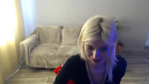 Snapshot of sexybeatriice chatting on 05-16-26, 06:43 sexybeatriice online show from 05-16-26, 06:43