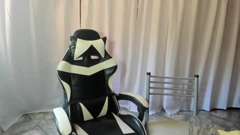 brazilianboyy online show from 12-17-25, 03:40