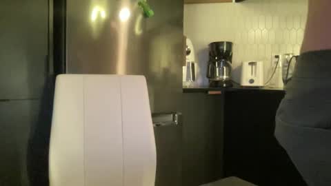 Snapshot of sexycanadian39 chatting on 02-28-26, 04:24 sexycanadian39 online show from 02-28-26, 04:24