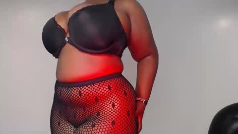 Snapshot of sexychocco_ chatting on 05-20-26, 10:10 sexychocco online show from 05-20-26, 10:10