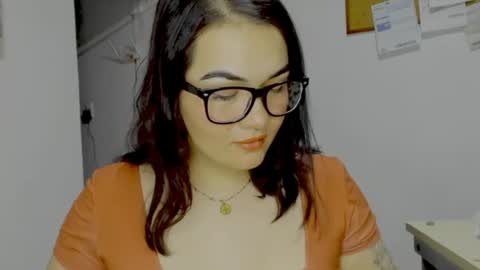 Snapshot of sexychubbyanna chatting on 07-13-26, 04:48 sexychubbyanna online show from 07-13-26, 04:48
