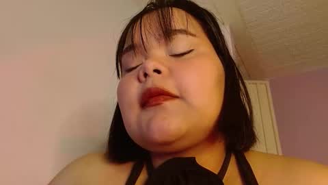 Snapshot of sexychubbyy chatting on 05-16-26, 11:14 Eva online show from 05-16-26, 11:14