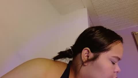 Snapshot of sexychubbyy chatting on 05-17-26, 07:32 Eva online show from 05-17-26, 07:32