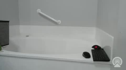 Snapshot of sexycruze chatting on 06-22-26, 06:38 sexycruze online show from 06-22-26, 06:38