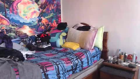 Mike online show from 12-16-25, 06:24