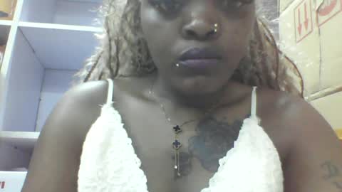 Snapshot of sexydee101436 chatting on 06-23-26, 01:09 sexydee101436 online show from 06-23-26, 01:09
