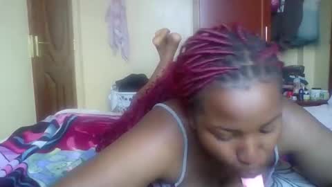 sexydivaslut_2 online show from 05-07-26, 09:36