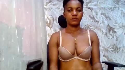 Snapshot of sexydoll32 chatting on 06-05-26, 11:54 sexydoll32 online show from 06-05-26, 11:54
