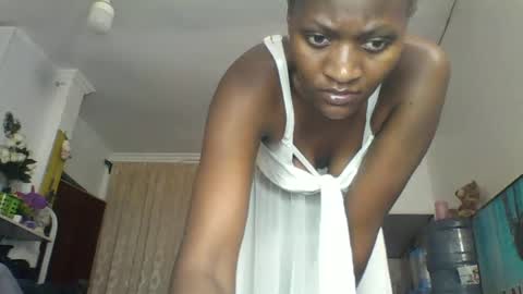 Snapshot of sexydotty382074 chatting on 06-29-26, 04:07 sexydotty382074 online show from 06-29-26, 04:07