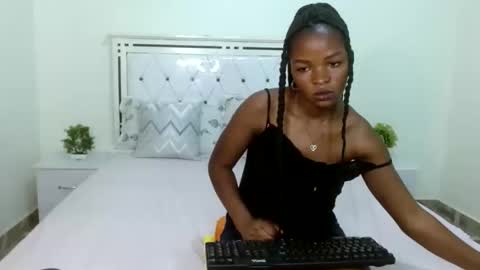 Snapshot of sexyebony256 chatting on 02-01-25, 12:26 SexyEbony online show from 02-01-25, 12:26