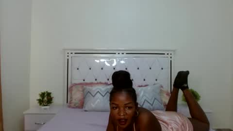 Snapshot of sexyebony256 chatting on 02-16-25, 08:43 SexyEbony online show from 02-16-25, 08:43