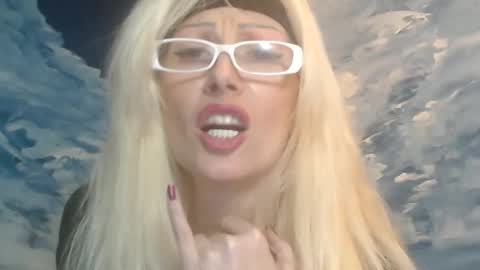 Snapshot of sexyeni chatting on 12-11-24, 12:02 ENI pvt moan your name WHEN I M NOT online you tell me in SNAPCHAT deal yes add me... FREE TWITTER magiconline101...... online show from 12-11-24, 12:02