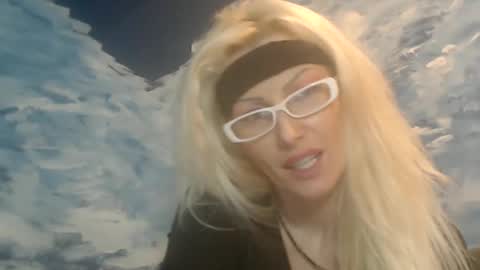 Snapshot of sexyeni chatting on 12-11-24, 03:02 ENI pvt moan your name WHEN I M NOT online you tell me in SNAPCHAT deal yes add me... FREE TWITTER magiconline101...... online show from 12-11-24, 03:02