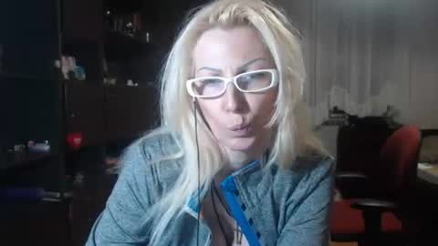 Snapshot of sexyeni chatting on 03-02-25, 12:42 ENI pvt moan your name WHEN I M NOT online you tell me in SNAPCHAT deal yes add me... FREE TWITTER magiconline101...... online show from 03-02-25, 12:42