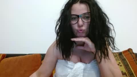 Eva online show from 03-28-26, 03:06