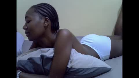 sexyghurl12 online show from 02-11-26, 03:28