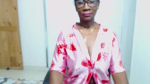 sexyhanny4u online show from 11-30-25, 10:25