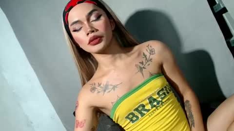 sexyhotbabe18 online show from 03-27-26, 09:53