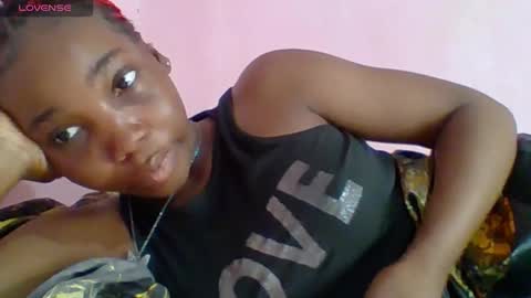 Hailey online show from 10-10-25, 07:51