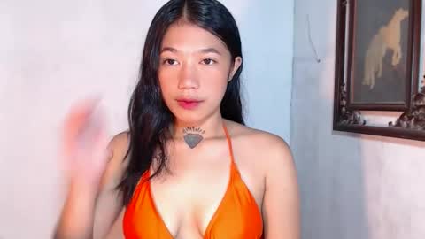 Snapshot of sexyhotjelian chatting on 01-05-25, 02:38 jelian online show from 01-05-25, 02:38