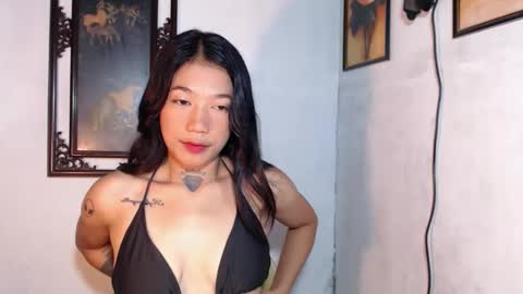 Snapshot of sexyhotjelian chatting on 01-06-25, 11:42 jelian online show from 01-06-25, 11:42