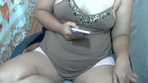 Snapshot of sexyhotmiya chatting on 07-12-26, 03:08 sexyhotmiya online show from 07-12-26, 03:08