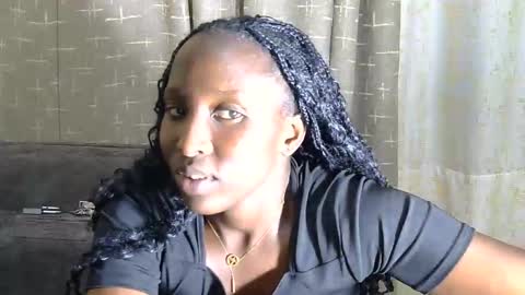 Snapshot of sexyhun084 chatting on 06-01-26, 04:09 sexyhun084 online show from 06-01-26, 04:09