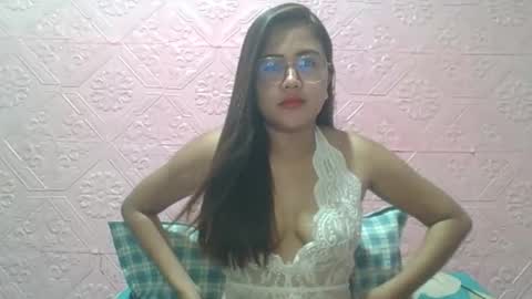 sexyjessa20 online show from 03-26-26, 11:05