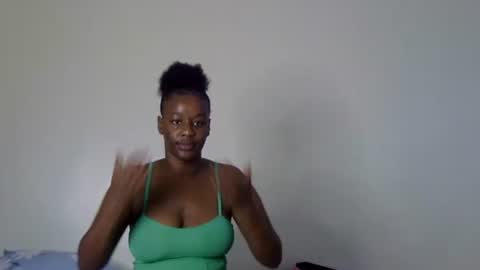 Snapshot of sexyjiana chatting on 09-23-25, 05:10 sexyjiana online show from 09-23-25, 05:10