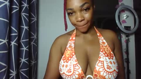 Snapshot of sexykuchie889 chatting on 05-19-26, 08:42 malia online show from 05-19-26, 08:42