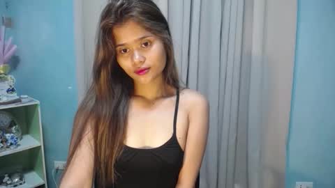 Snapshot of sexylady_pinayx chatting on 10-11-25, 02:44 Call me Bea  online show from 10-11-25, 02:44