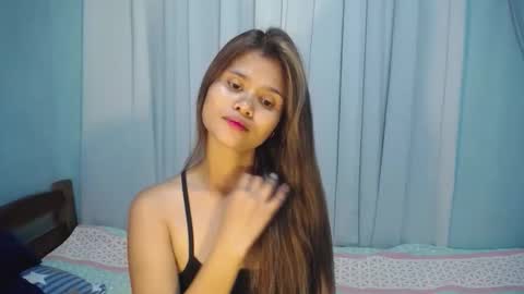 Snapshot of sexylady_pinayx chatting on 10-12-25, 12:04 Call me Bea  online show from 10-12-25, 12:04