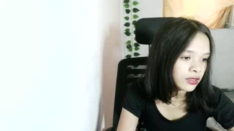 Snapshot of sexyladymich19 chatting on 06-14-26, 05:53 sexyladymich19 online show from 06-14-26, 05:53