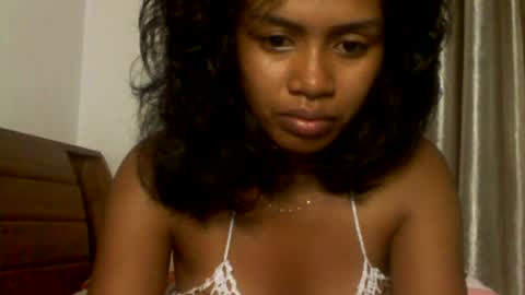 Snapshot of sexylarra12 chatting on 05-11-26, 12:16 sexylarra12 online show from 05-11-26, 12:16