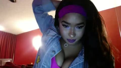 SEXYLATINCOUPLE online show from 05-17-26, 08:01