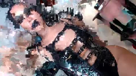 Snapshot of sexylusty2258 chatting on 01-10-25, 03:39 Queen Sofia online show from 01-10-25, 03:39