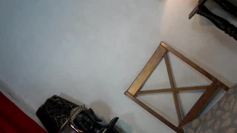 Snapshot of sexylusty2258 chatting on 03-02-25, 03:56 Queen Sofia online show from 03-02-25, 03:56