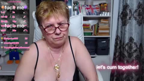 Snapshot of sexylynette4u chatting on 02-07-25, 04:56 sexylynette4u online show from 02-07-25, 04:56