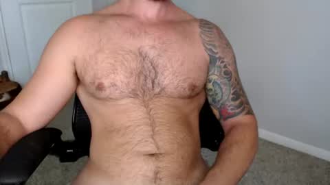 Snapshot of sexymanmk26 chatting on 07-07-26, 04:33 lets go private im ready to play pvt cum online show from 07-07-26, 04:33