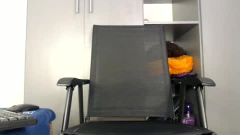 Snapshot of sexymia06 chatting on 07-04-26, 11:38 Melina online show from 07-04-26, 11:38