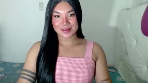 Snapshot of sexymika_xoxo chatting on 09-12-25, 03:28 Mika online show from 09-12-25, 03:28