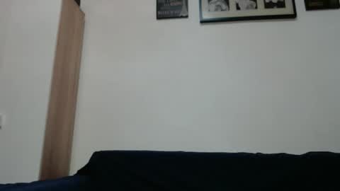 Snapshot of sexymuscle26 chatting on 11-09-25, 08:45 Adrian online show from 11-09-25, 08:45