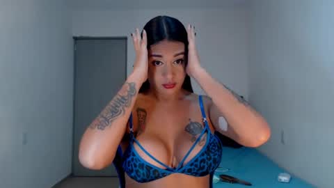 Snapshot of sexynatalia25 chatting on 07-02-26, 09:21 Natalia Duran online show from 07-02-26, 09:21
