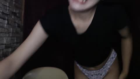 ella online show from 12-23-24, 05:22